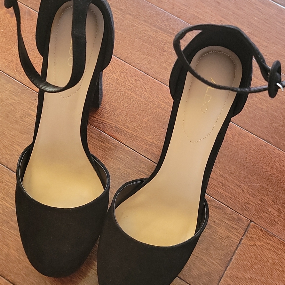 Aldo's platform Mary Jane Heel
